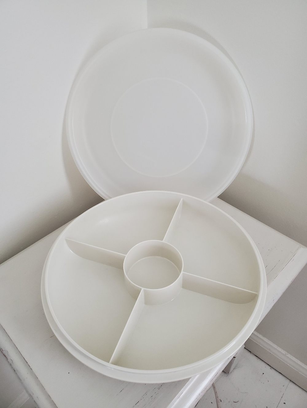 Vintage Tupperware Divided Serving Tray Party Susan 1709-6